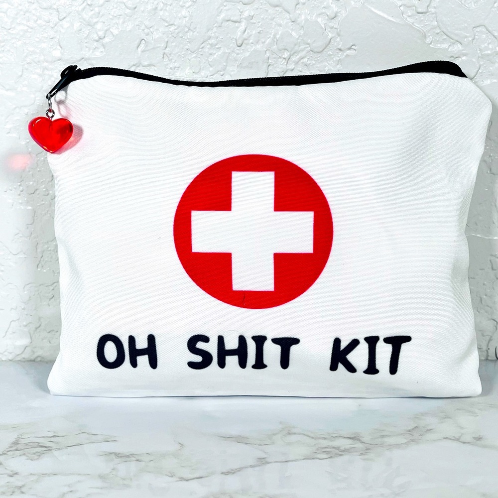 First Aid Pouch With Heart Zipper Pull - Picture 2 of 10